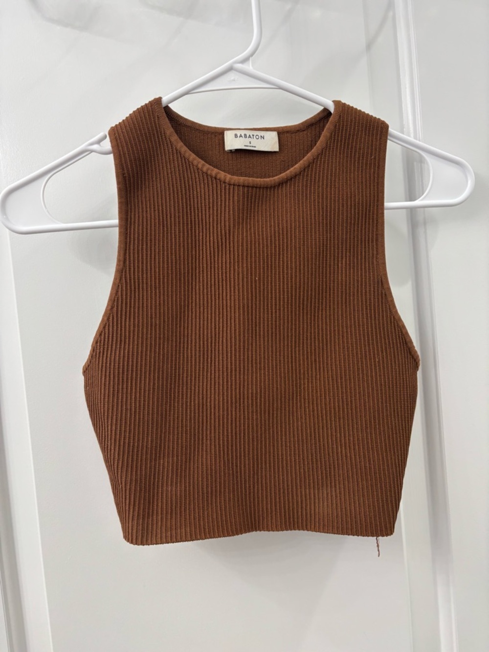 Aritzia Babaton brown sculpt knit tank top cropped
